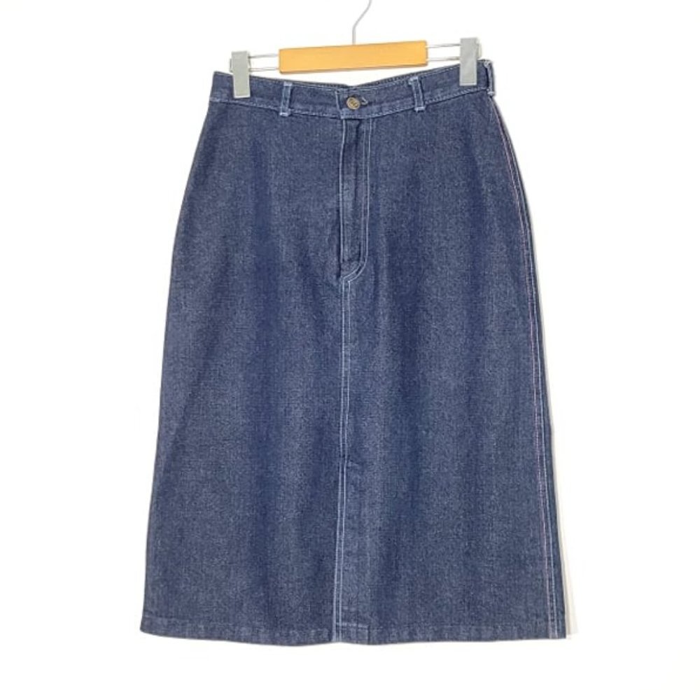 Vintage JTF Blue Dark Wash Jean Skirt Cotton Blend Embroidered Details Belt Loop